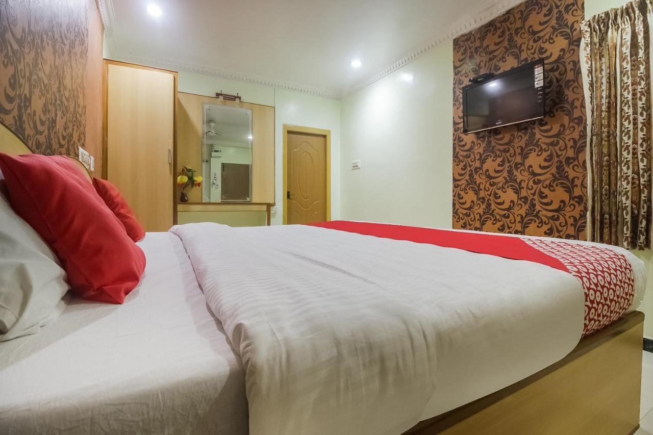 Oyo 70841 Hotel Anjali Residency Velur Eksteriør bilde
