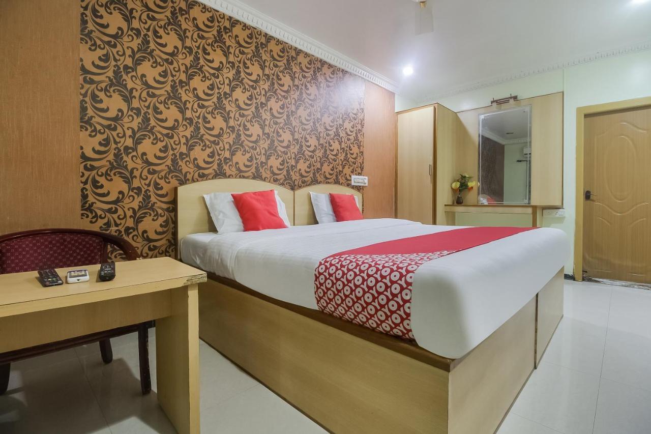 Oyo 70841 Hotel Anjali Residency Velur Eksteriør bilde