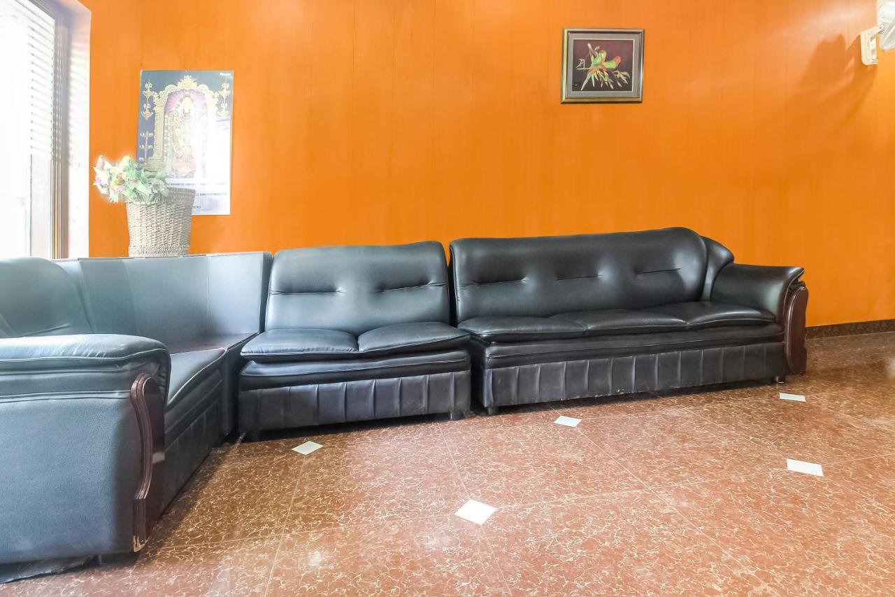 Oyo 70841 Hotel Anjali Residency Velur Eksteriør bilde